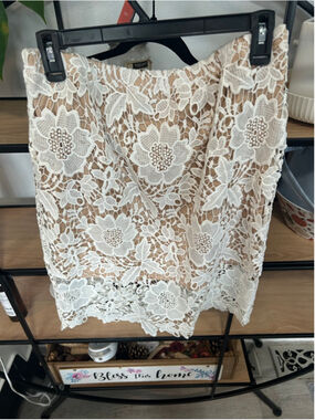 Women's SANS SOUCI White Lace Mini Skirt L
